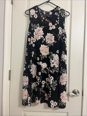 Sleeveless dress